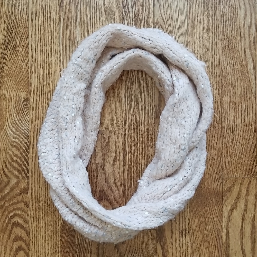 Denver Hayes Nylon Blend Incredibly Soft Infinity Scarf Cozy Outdoor Pastel